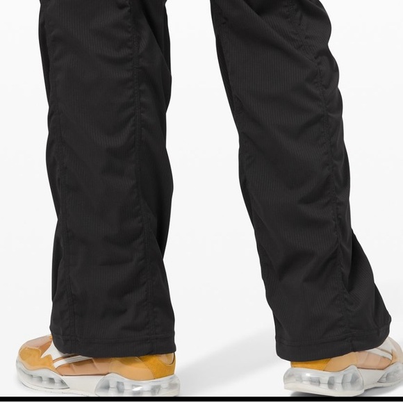 Lululemon Dance studio unlined pants 32” - Picture 3 of 9